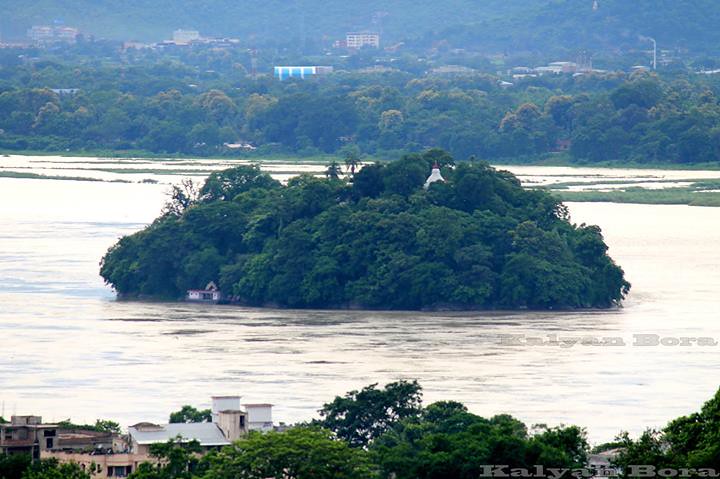 Umananda Temple (Peacock Island)